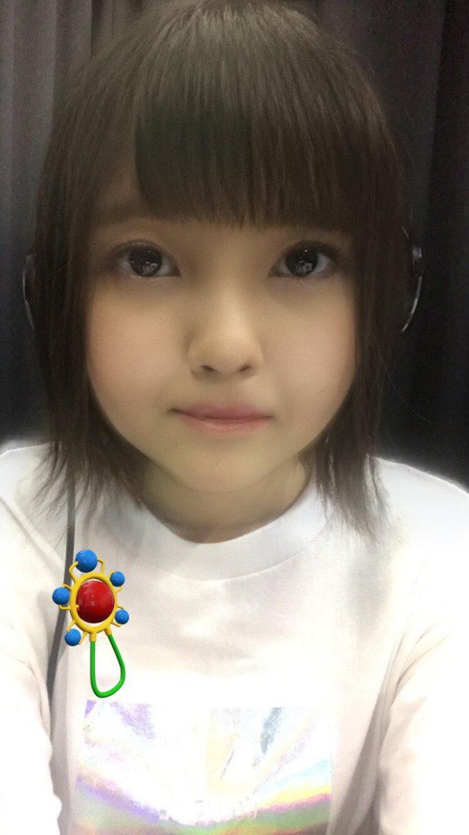 akarin_sorena's tweet photo. お待たせしました！第14回でご紹介した自撮り写真その1！1&amp;2枚目はcamera360、3枚目はYouCam Makeup、4枚目がSnapchatでの撮影です。どれも盛れてる！続く。 #鬼頭明里 #ソレナンデス https://t.co/8Qw33zsoNF