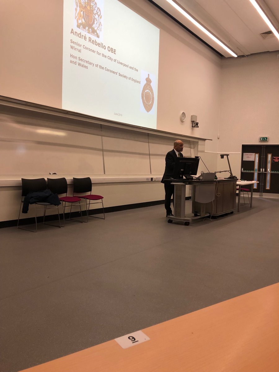 drracwal's tweet image. Mr André Rebello, senior coroner for Liverpool and the Wirral speaking to our Year 5 students on their very last University day. ⁦@UoLmedicine⁩ @HazelRScott⁩ ⁦@ViktoriaCTJ⁩ #preparationforpractice #doctorsofthefuture