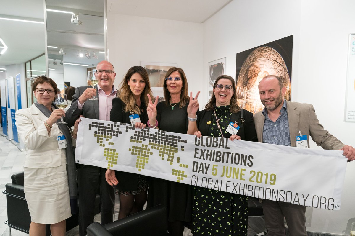 HAPPY #GED19
Wir lieben unsere #Messewelt und sind alle #Messemenschen mit Herz! Greeetings to all our colleagues all over the #exhibtion world <a href="/expocheck/">expocheck</a> <a href="/escolar_fair/">Akademie escolar</a> <a href="/muareport/">m+a report</a>