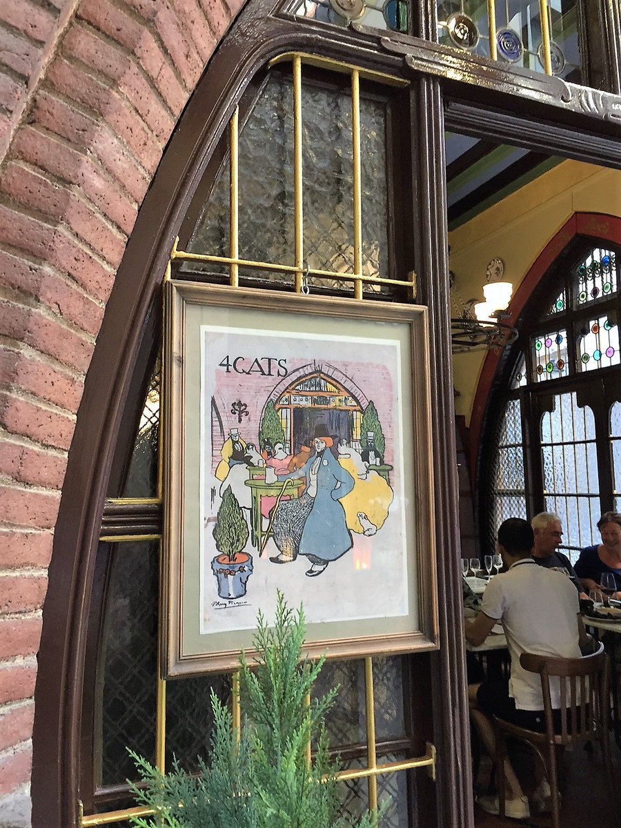 AnastasiaSMihai's tweet photo. @jodieingles27 @JamesMc2327 😂Agree &amp; should take the warning message time for play👍

Last year in Barcelona asked the tour guide to recommend a great restaurant👇&amp; instead of hearing #Cats I heard "#Caths"🙄&amp; when I saw the sign couldn't help but😂😂 https://t.co/0fWQoaq7Tn