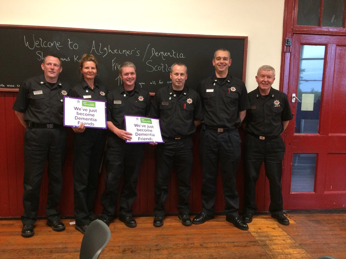 ssneddon1's tweet photo. DAW DF session with local fire fighters at South Machars newly refurbished community centre #srfs@scotfire_dg https://t.co/AmofSXZJ3H