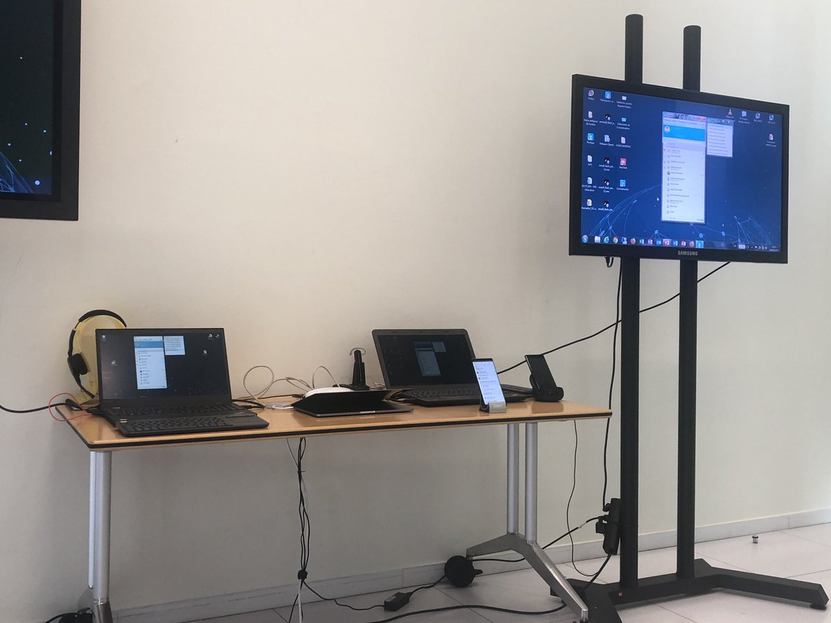 IngensNetworks's tweet photo. Finalmente vemos la demo de #flexAPP como solución de @Telefonica para el concepto #flexUSER unificando telefonia, chats, videoconferencias, presencia etc... @eglezcaso @diegorh #flexweek https://t.co/0KBTaIjkRU