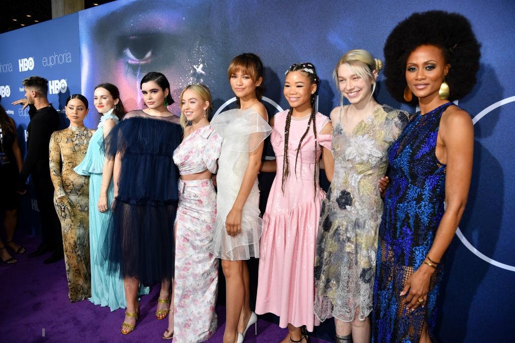 SydneySweeneyIT's tweet photo. #NEW Sydney Sweeney arrives at the LA Premiere Of HBO's "Euphoria" at The Cinerama Dome on June 4, 2019 in Los Angeles, California.

@sydney_sweeney #EmalineAddario #EverythingSucks #EdenSpencer #TheHandmaidsTale #Euphoria #Cassie https://t.co/RzjBckDE35
