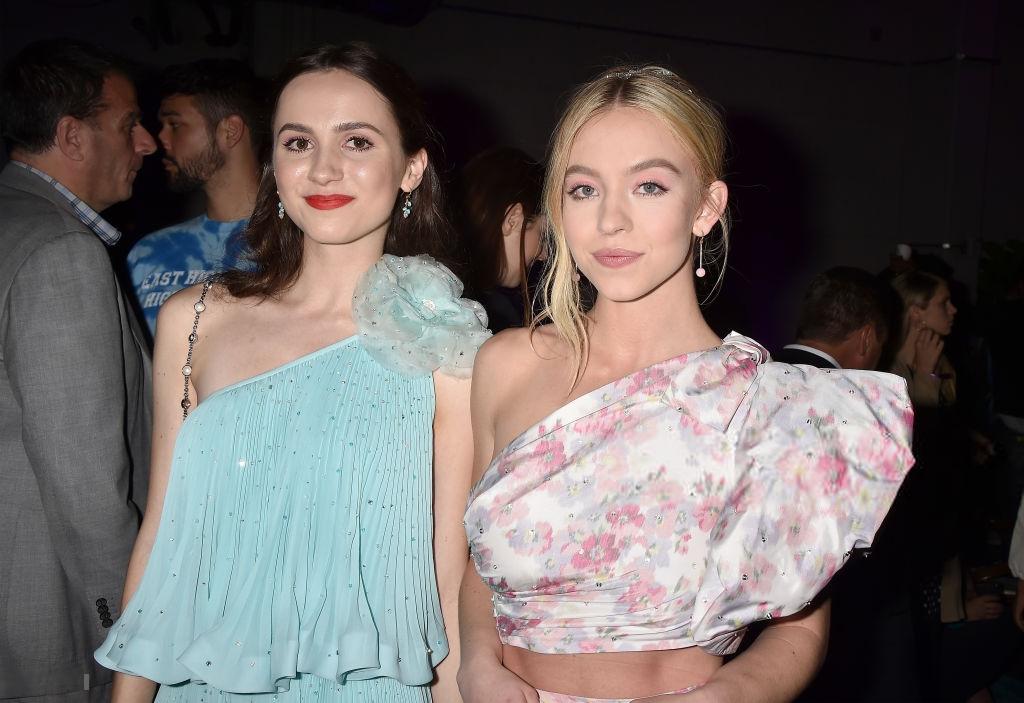 SydneySweeneyIT's tweet photo. #NEW Sydney Sweeney arrives at the LA Premiere Of HBO's "Euphoria" at The Cinerama Dome on June 4, 2019 in Los Angeles, California.

@sydney_sweeney #EmalineAddario #EverythingSucks #EdenSpencer #TheHandmaidsTale #Euphoria #Cassie https://t.co/uiNxYjWYm3
