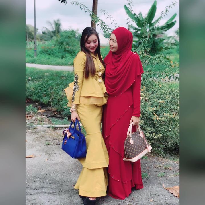 esyapinky92's tweet photo. Selamat Hari Raya Umi ku tersayanggg! ❤️ #Umi #Satusatunya #Tiadapengganti https://t.co/ykP0xRSa9o