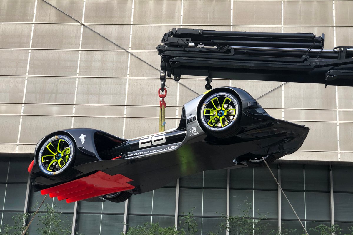roborace's tweet image. Flight mode enabled! Can you guess where Robocar is going? 🤔 #Robocar #SelfDrivingCar