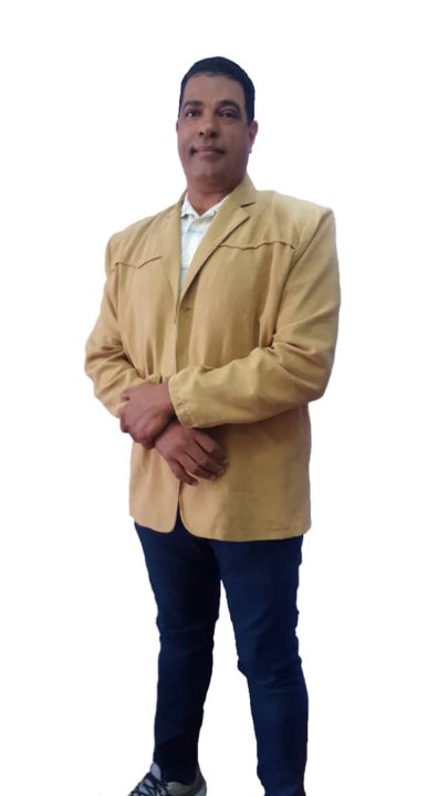 Luis Castillo otro de los galardonado en los premios Latinoamericano...