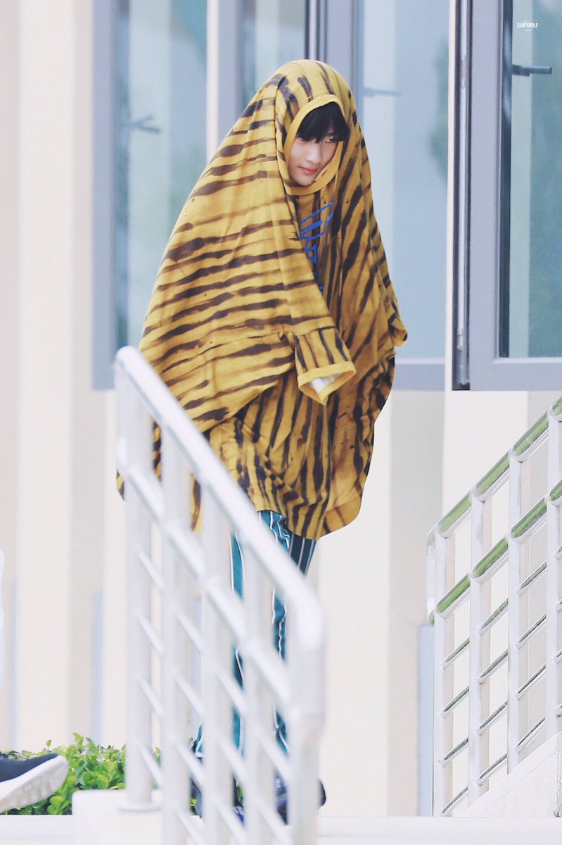 zhouarchives's tweet photo. so this is the man i stan huh?

cr. Campanula0621_周震南

#zhouzhennan #zhennan #周震南 #南南 https://t.co/x8rIbk504d