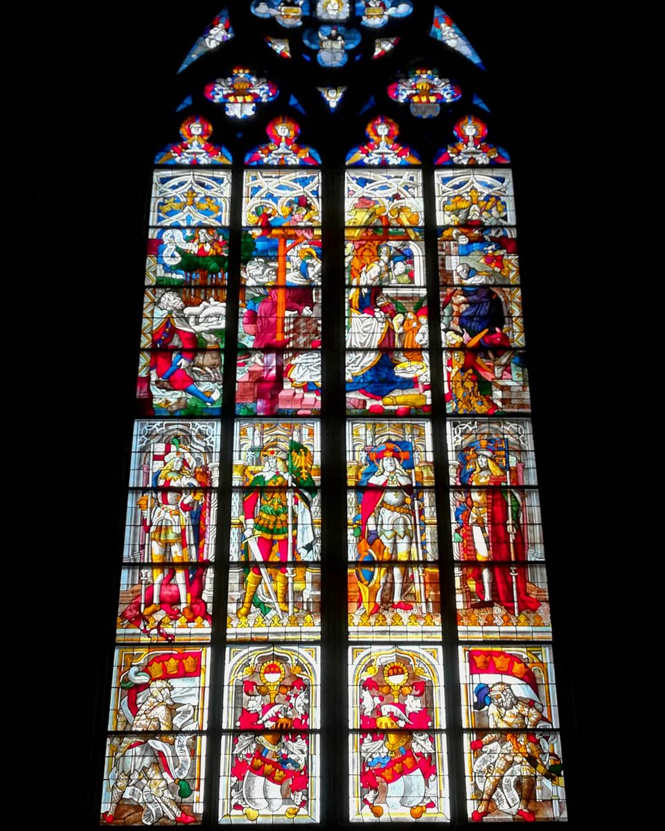 VagaBobTravel's tweet photo. The Kölner Dom ....a closer look 
.
#kölnerdom #colognecathedral #gothic #massivestructure #600yearstobuild #magnificentcathedral #iconictreasures #intricatestonework #515fthigh  #hugestainedglasswindows #breathtaking #unescoworldheritage #explorediscoverexperience #wanderlust https://t.co/rAlZD3a4IB
