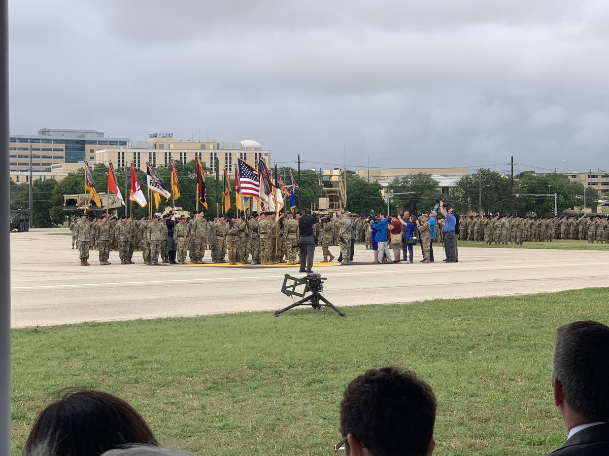BeltonChamber's tweet photo. Celebrating III Corps and Fort Hood Change of Command Ceremony today. Thank you LTG Funk and Welcome LTG White! @forthood #PhantomStrong https://t.co/MP6FrYmBcz