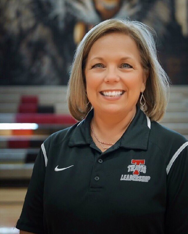 Introducing the Jostens Renaissance #ClassOf2019 Educators of the Year: Mrs. Julie Diaz.

Julie just retired from education after a 33 year career! Congrats! 🎉

To read her full post, please visit this post on our Instagram page linked below!

instagram.com/p/ByVXvIdg-Io/…