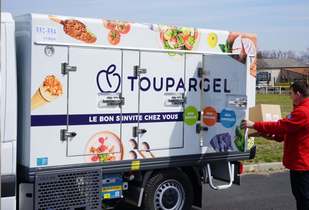 Nous recyclons tous les cartons de livraison, pour nous le #WorldEnvironmentDay c'est toute l'année  📦♻️ ! Continuons nos gestes au quotidien pour le #Recyclage 👍.