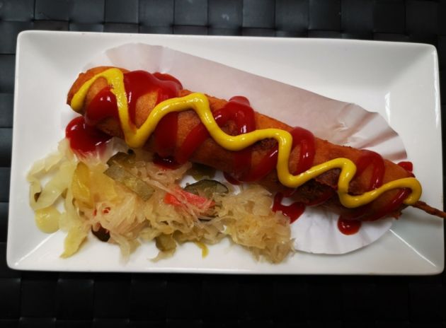 HackneyFeed's tweet image. "I didn’t realise there were so many vegans," says Homerton chip shop owner buff.ly/2EShXfe #Vegan #Hackney