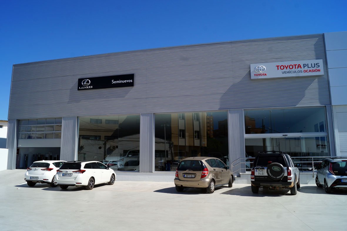 Cumaca Motor amplía sus instalaciones en Málaga dedicadas al vehículo de ocasión malagamotor.com/cumaca-motor-a… <a href="/ToyotaCumaca/">Toyota Cumaca Motor</a> @fiatmalaga