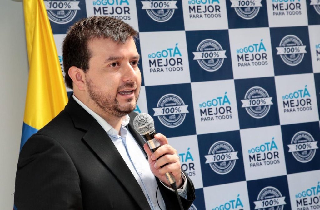 ElAvanceCo's tweet photo. Iván Casas Ruiz será el nuevo secretario de Gobierno https://t.co/cWbWik6KWr https://t.co/9EbTLZH8sq