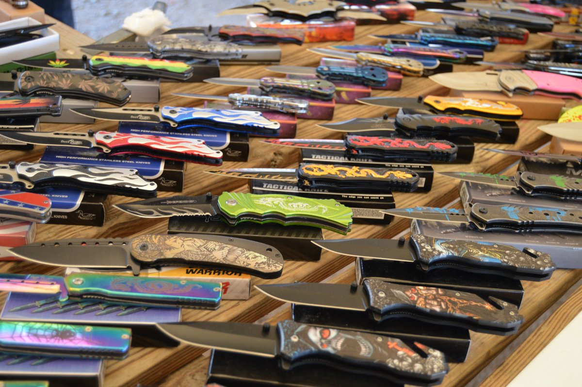 tcfleamarket's tweet image. Looking for something that your dad will love for Father's Day?  Find something unique at Tri-Cities Flea Market! #tcfleamarket #unique #uniquefind #tcfleamarket #fleamarketfinds  #shoplocaltricities #fleamarket