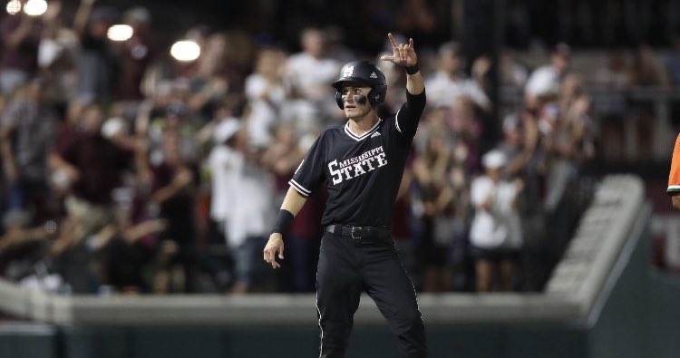 CollegeBaseCNT's tweet image. RETWEET if you’re rooting for @HailStateBB to win the Starkville Super Regional and advance to Omaha.