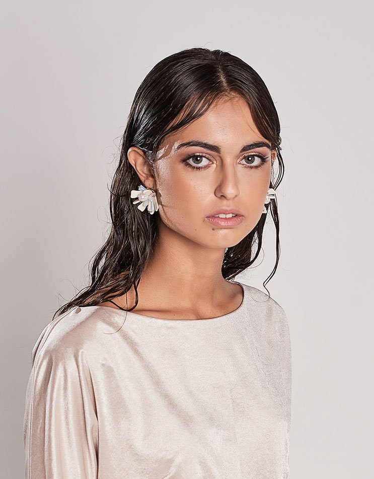 melena_leon's tweet photo. Completa tu #look de #invitada con nuestros complementos 💍 👝 

En imagen:
Pendientes diente de león
https://t.co/E8mxhEwhR7

#complementos #invitadaperfecta #melenadeleónmola #melenadeleónmoda https://t.co/KHZfn9MQpx