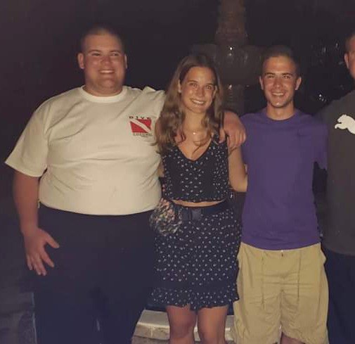 lucifism's tweet photo. Happy 19th birthday to my best friends and better thirds, my womb mates.

Although we're far apart this year, we'll make it a good one. Party hard 💪 https://t.co/BnJ7XqsiQ7