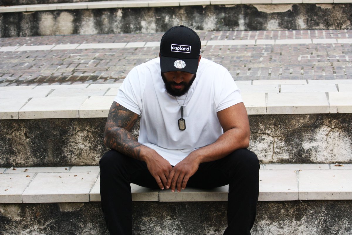 Nouvelle casquette ! 🧢
La Capland Classique N°18 modèle trucker est en ligne sur capland.fr/produit/casque…
#Snapback #Casquette #Capland #Trucker