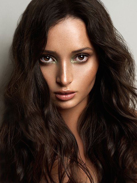 my71mag's tweet photo. #WCW is photographer, model, artist, actress & star, @jenna_berman! β¨β¨ Find out what inspires her here: https://t.co/EHCSM7rfpZ (πΈ: Jenna Berman by Tina Picard) #my71mag #71Magazine #JennaBerman #filmissue19 #sweetescape #artslesstraveled https://t.co/qy63huGZoy