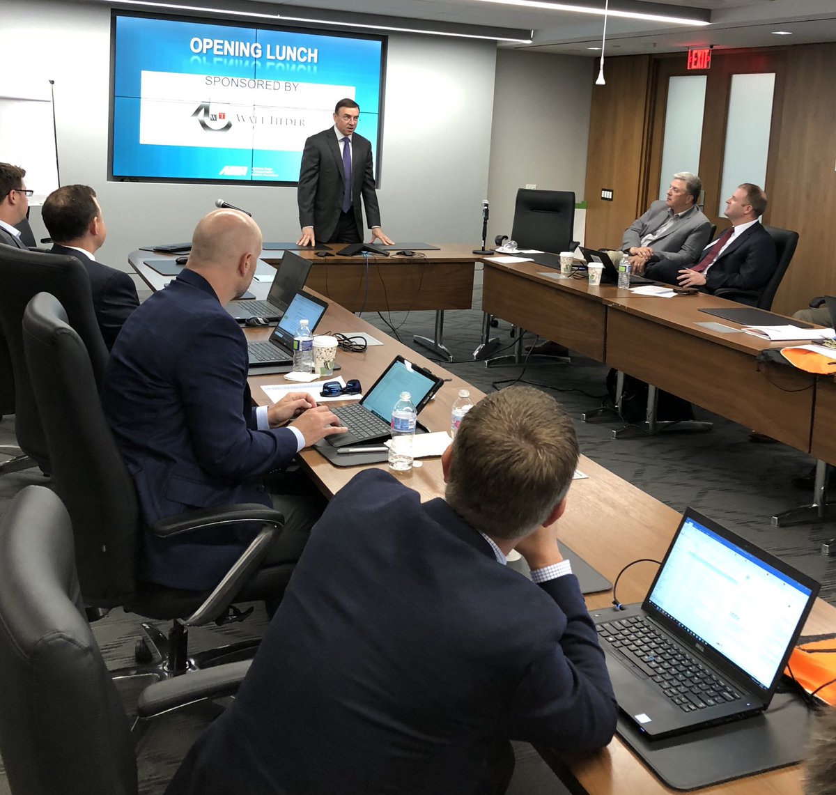 ARTBA's tweet photo. Our CEO Dave Bauer welcomes participants to the 11th annual law & regulatory forum, now part of #Transportation #constructiion professional development week! https://t.co/gaue6baZU6