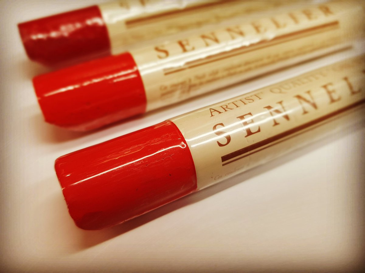 LDNArtShop's tweet photo. Superb quality #oilbars by @sennelier1887 in these glistening red shades ❤❤❤

#oils #oilpaints #oilpainter #artist #painting #artistsofinstagram #thelondonartshop #artshop #londonart #loveart #london #camden #brent #finchleyroad #westhampstead #kilburn #creative  #artsupplies https://t.co/3uoS9umwmV