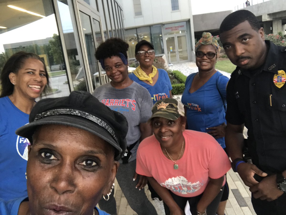 geauxnatural's tweet photo. Let’s Work it Out Wednesday!
#TeamSunrise
#10WeekWalkingChallenge
#NOEHospital
#Week8
#Day4
#girltrek
#nolatreks
💙💛🧡 https://t.co/JpWLGtqeSO