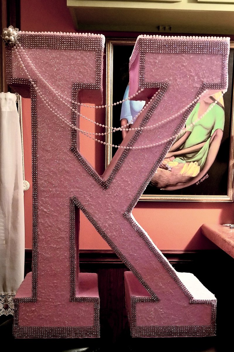 epiceventstrate's tweet image. A client seen my work from another event and wanted a giant letter made for her daughter's graduation celebration.  Here it is!!!! She loved it.