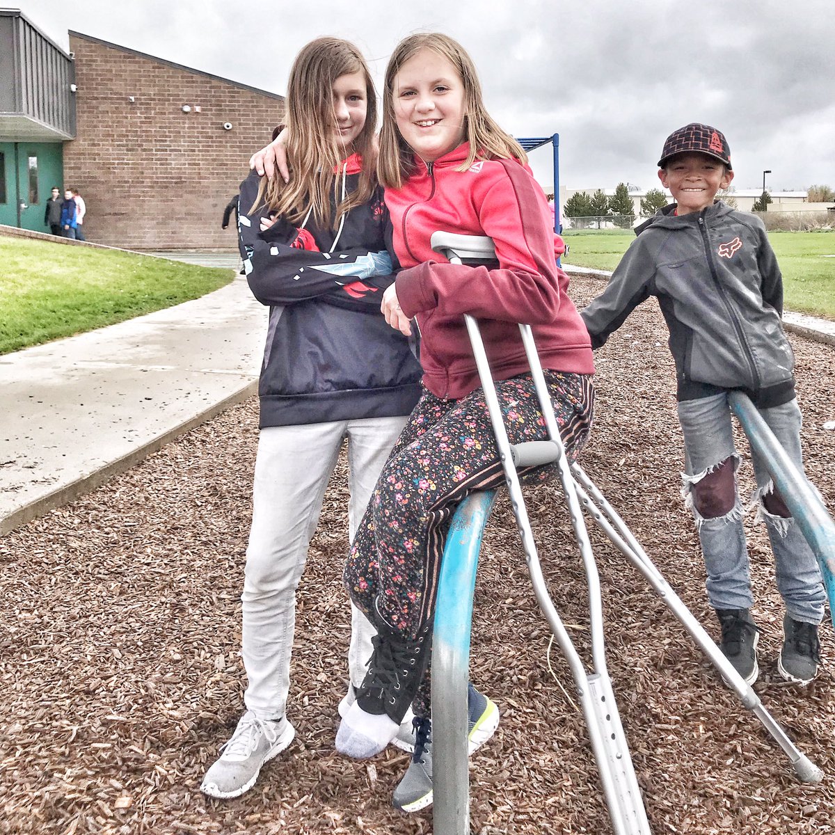 Fremont1_BCreek's tweet photo. “Friendship is born at that moment when one person says to another, ‘What! You too? I thought I was the only one.’”~~ C.S. Lewis #everybobcateveryday #boldlykind https://t.co/N60aAmOX9R