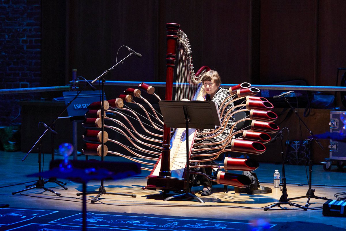 lsojerwoodplus's tweet image. #ThrowbackThursday to @ASADRGHIK&apos;s event last month at @lsostlukes as part of @BarbicanCentre Sound Unbound featuring @londonsymphony. Photos by @kevinleighton #newmusic #composercurator #graphicscore #experimental #performanceart
