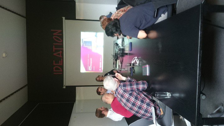 gcueppers's tweet photo. Talking somehow intimately with our Aviation customers! #telekomwall #aviuserday2019 #aviation @tsystemsde https://t.co/uzChTNf3P1