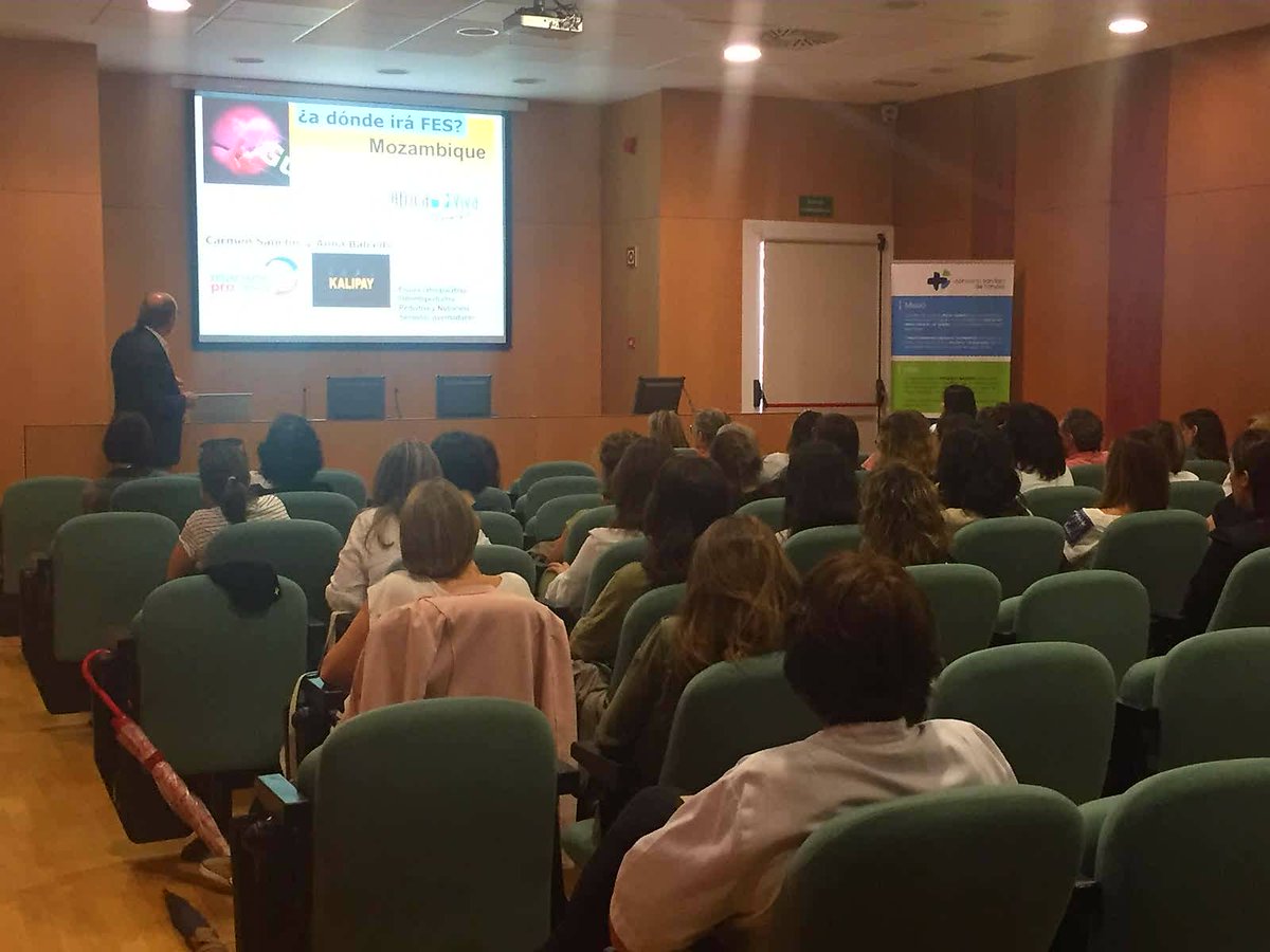 AulaOberta_CSA's tweet photo. ANQUILOGLÒSSIA: Diagnòstic i maneig adequa. No hi ha res com aprendre de la mà d'experts com el Dr. Francisco J. Parris Ferrandis. 
#pediatriaCSA #formacióCSA #AulaObertaCSA #anquiloglòssia #AlletamentMatern https://t.co/7PW608fYLl