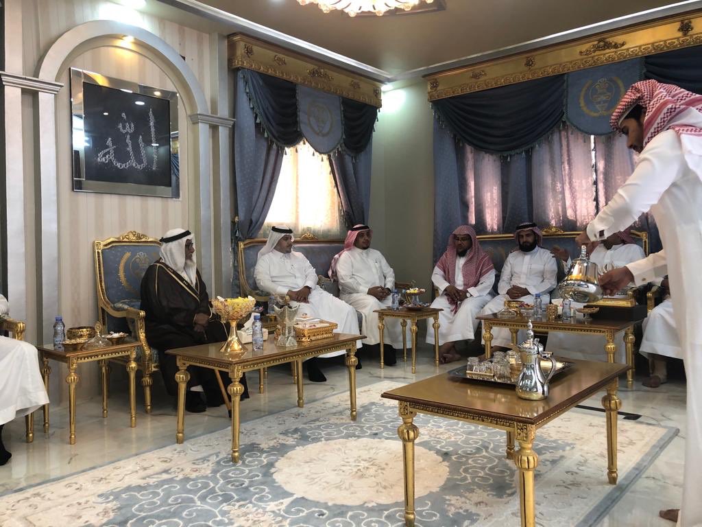 Jtbkbeer's tweet photo. مبادرة عطاء ووقار  
قام أعضاء #لجنة_التنمية_الاجتماعية_الأهلية_بني_كبير
بزيارة الوالد أحمد بن ريعان معرف قرية الحدب ......
والوالد سوادن بن سعيد بن سودان من أهالي قرية صخوان ........
#بني_كبير https://t.co/8B19fl6kqA