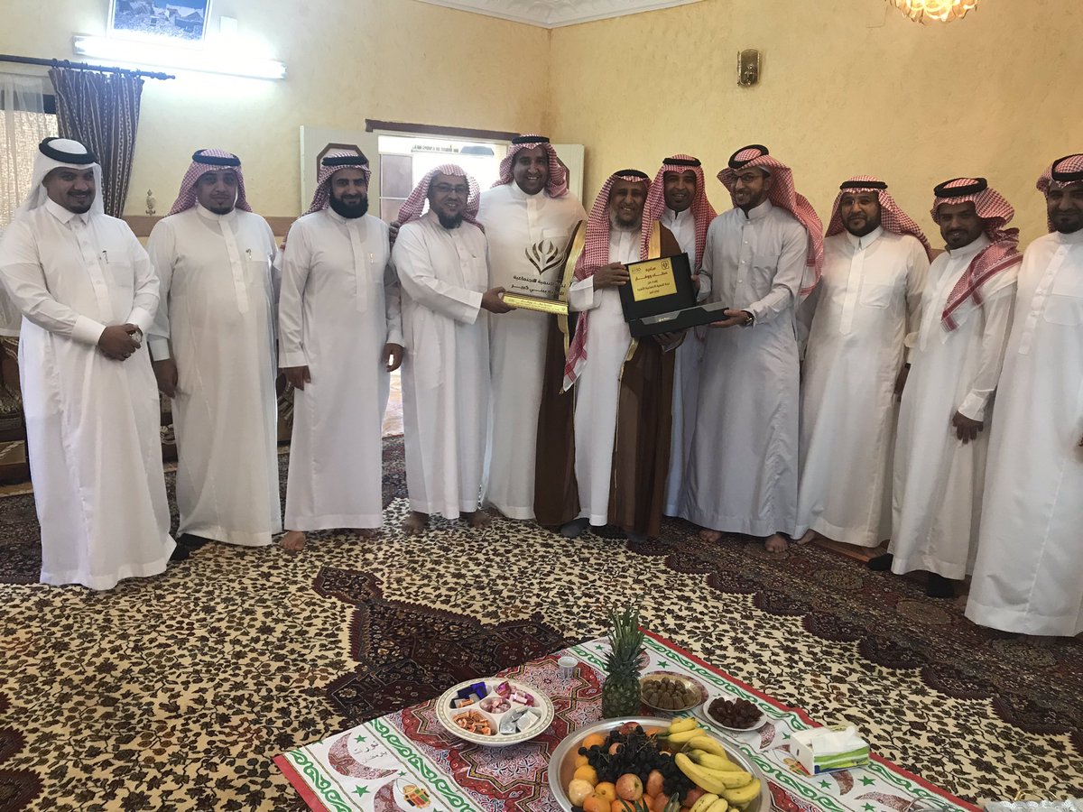 Jtbkbeer's tweet photo. مبادرة عطاء ووقار  
قام أعضاء #لجنة_التنمية_الاجتماعية_الأهلية_بني_كبير
بزيارة الوالد أحمد بن ريعان معرف قرية الحدب ......
والوالد سوادن بن سعيد بن سودان من أهالي قرية صخوان ........
#بني_كبير https://t.co/8B19fl6kqA
