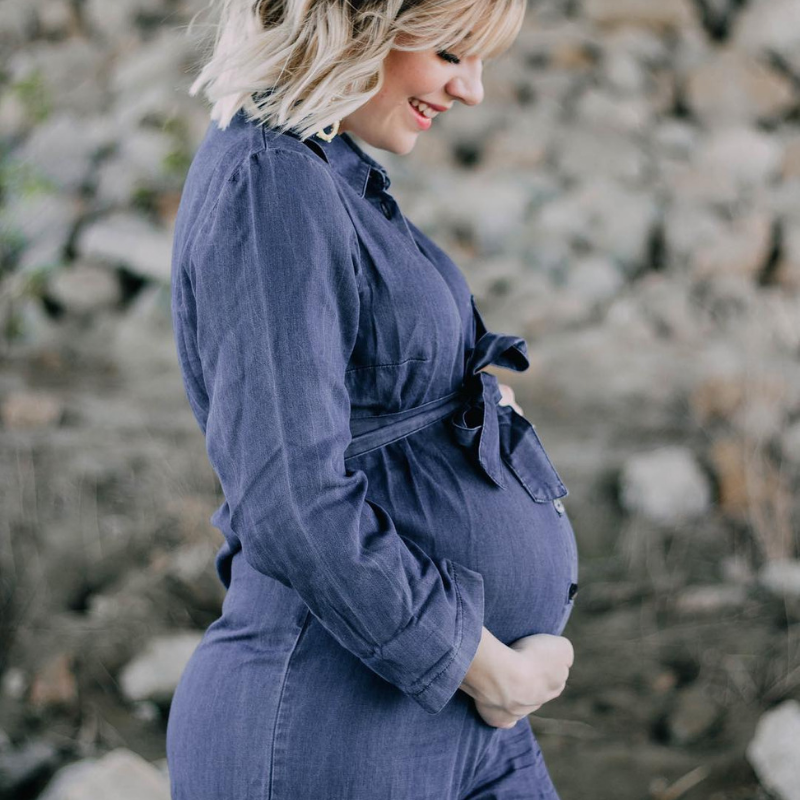 PeaMaternity's tweet photo. #Repost blondeandambitiousblog: I’m OBSESSED with this jumpsuit. It’s perfect for a growing #babybelly and it’s super on trend. Have you hopped on the jumpsuit train this season?! 🚂❤️ https://t.co/9JMcAQfjlA
#apeainthepod #40weeksofchic #maternitystyle #ltkbump https://t.co/PL5kLWkCp8