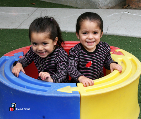 HeadStartgov's tweet photo. Children are spending increasingly less time playing outdoors. Research shows that children who play outdoors regularly are happier, healthier, and stronger. Explore the health benefits and get ideas for fun outdoor activities: https://t.co/EtEesTppEs #EscapetheIndoors https://t.co/fHgWhL2US8