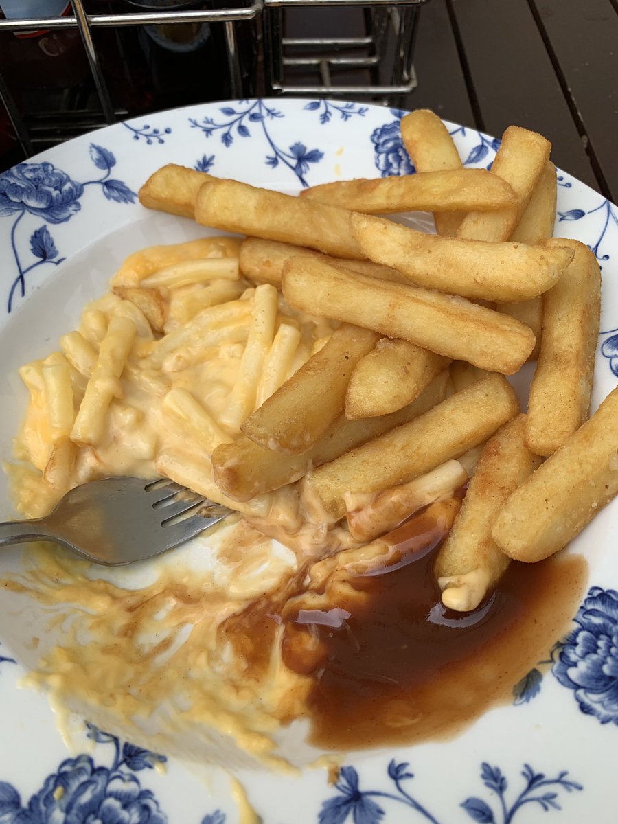 Brown sauce on mac cheese eh!? #controversial  #road2eden