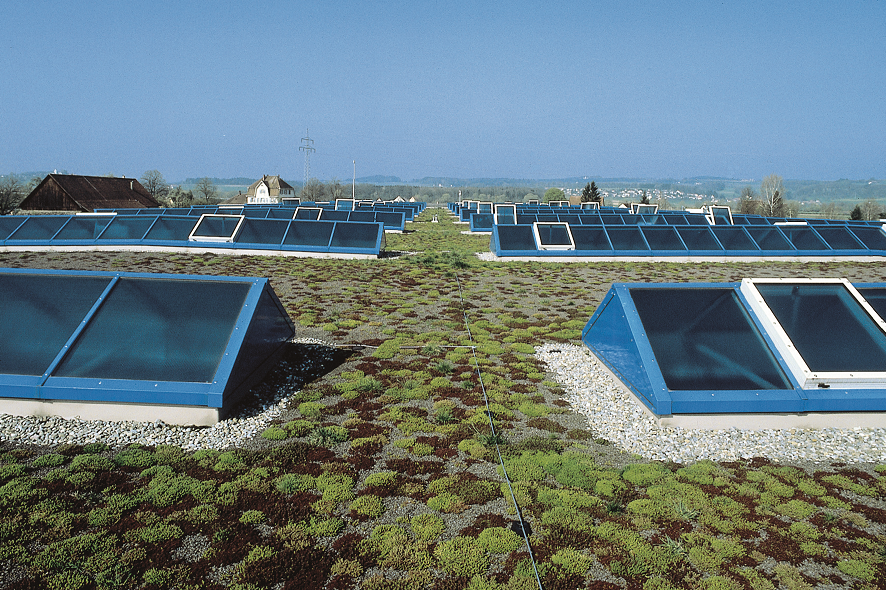SikaLimited's tweet photo. SikaBit offers system choices for various #newbuild and #refurbishment environments, including warm roofs, cold roofs, inverted roofs and green roofs. #rethinkingfelt #SikaBit https://t.co/rsEJ8hJC29