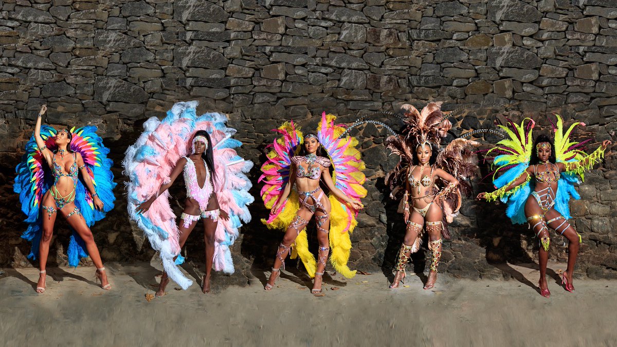 miragesvg's tweet image. Did you know? June is the official #CandyMonth and what better way to celebrate #WCW than with our SWEET #MirageBabes. We cannot wait to see the sweetness on the road for #VincyMas2019 🍡🍬🍭🍫
.
#MirageSVG
#VincyMas2019
#Stvincentcarnival
#stvincentandthegrenadines
#visitSVG