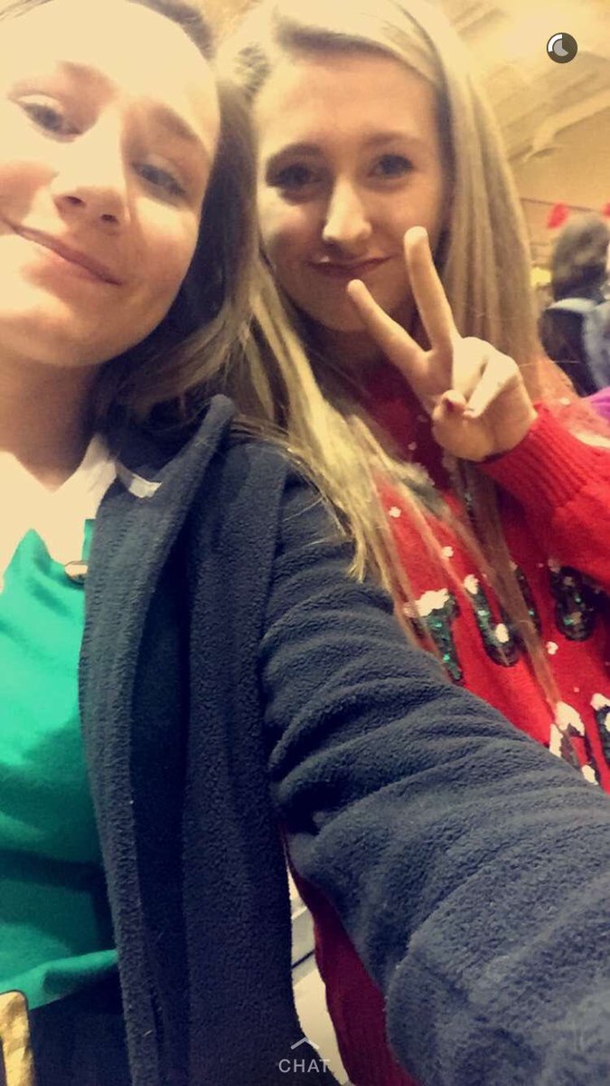 corinneDewolfe's tweet photo. Happy birthday @Reaganmrich 💕💕 we’ve been friends since freshman year and I’m so happy we had Spanish together freshman year. Thanks for always being goofy with me and helping me in chemistry 😂💕🥳 love you https://t.co/JZclKqrFyW