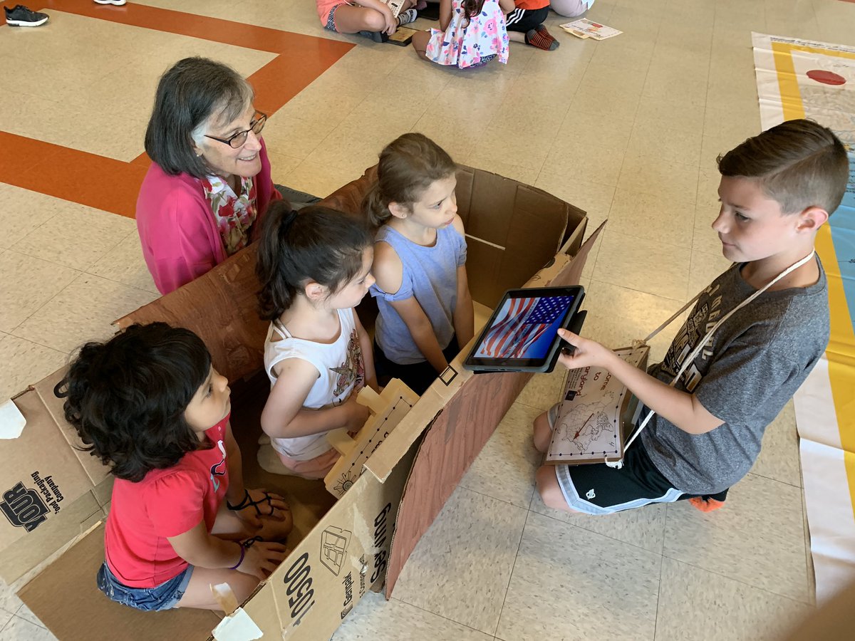 MrsParnellsKSs's tweet photo. Exploring American Symbols on the GIANT North America map. Thank you parent/adult tour guides and 4th grade experts! Amazing engaged social studies in action. #bpschat #bpspineglen https://t.co/KI32cYBatu