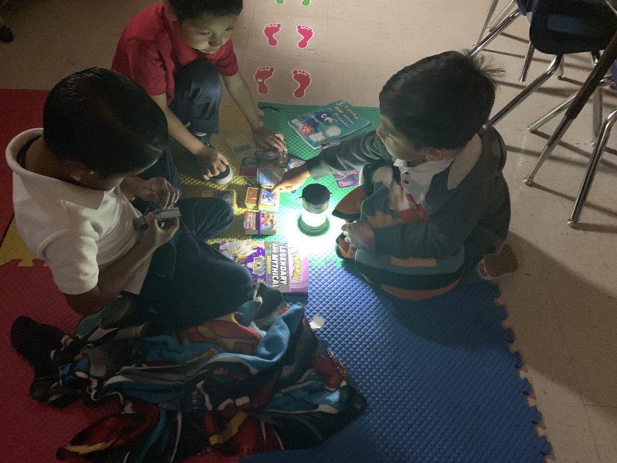 patpenavargas's tweet image. Kinder cubs @NISDCable enjoying the great outdoors in our classroom for some camping fun. #ThisIsCable #itsthelast