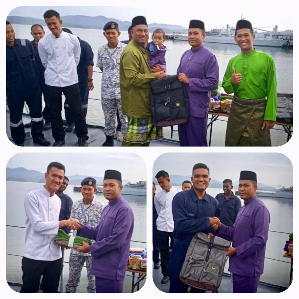AMIN 136 (@laks_muhd_amin) on Twitter photo Di sekitar Majlis Penyerahan Bungkusan Hari Raya kpd Awasan Bertugas <a href="/laks_muhd_amin/">AMIN 136</a> oleh Peg Laksana hari ini.
#1Syawal1440H
#NavyPeople
<a href="/MPA_Barat/">HQ Western Fleet</a>
<a href="/Lekir26/">KD LEKIR - FSG26</a>
<a href="/134nadim/">LAKSAMANA HANG NADIM</a> Di sekitar Majlis Penyerahan Bungkusan Hari Raya kpd Awasan Bertugas <a href="/laks_muhd_amin/">AMIN 136</a> oleh Peg Laksana hari ini.
#1Syawal1440H
#NavyPeople
<a href="/MPA_Barat/">HQ Western Fleet</a>
<a href="/Lekir26/">KD LEKIR - FSG26</a>
<a href="/134nadim/">LAKSAMANA HANG NADIM</a>
