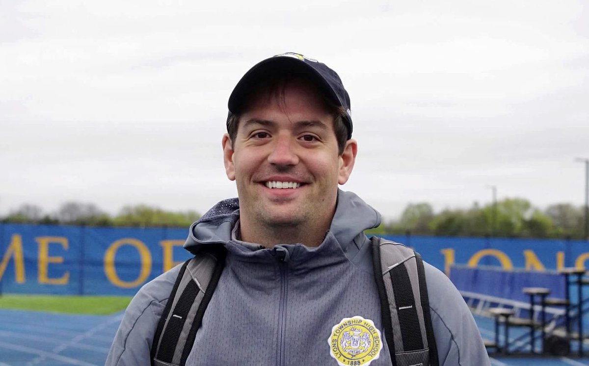 LTHSBoysLax's tweet photo. Congratulations to Head Coach Seth Molek on being named Illinois High School Lacrosse Coach of the Year 🦁🥍

@LTWaterman @LTHS_Athletics https://t.co/nRLVD8GHRo