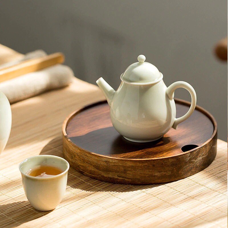 This bamboo tea tray is now available on our website in ACCESSORY category and choose ▶️Tray
Always FREE SHIPPING!
To order:tangpintea.com
+
+
+
#Tea #Teatime #teaaddict #Zisha#teaenthusiast #teastagram #teashop #coffee #restaurant #teaenthusiasts #tangpinteastore