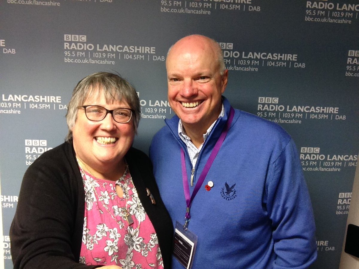 JJRadioRadio's tweet photo. Get your paintbrushes cleaned, pencils sharpened and art box tidied. 13th July is #CreateLongridge @cr_longridge, prize money and a lot fun too. Hear Alistair on @BBCLancashire with @JJRadioRadio @Gillylancs 📻➡️ https://t.co/zTLLeH7ydc https://t.co/5QBkVr9Tv6