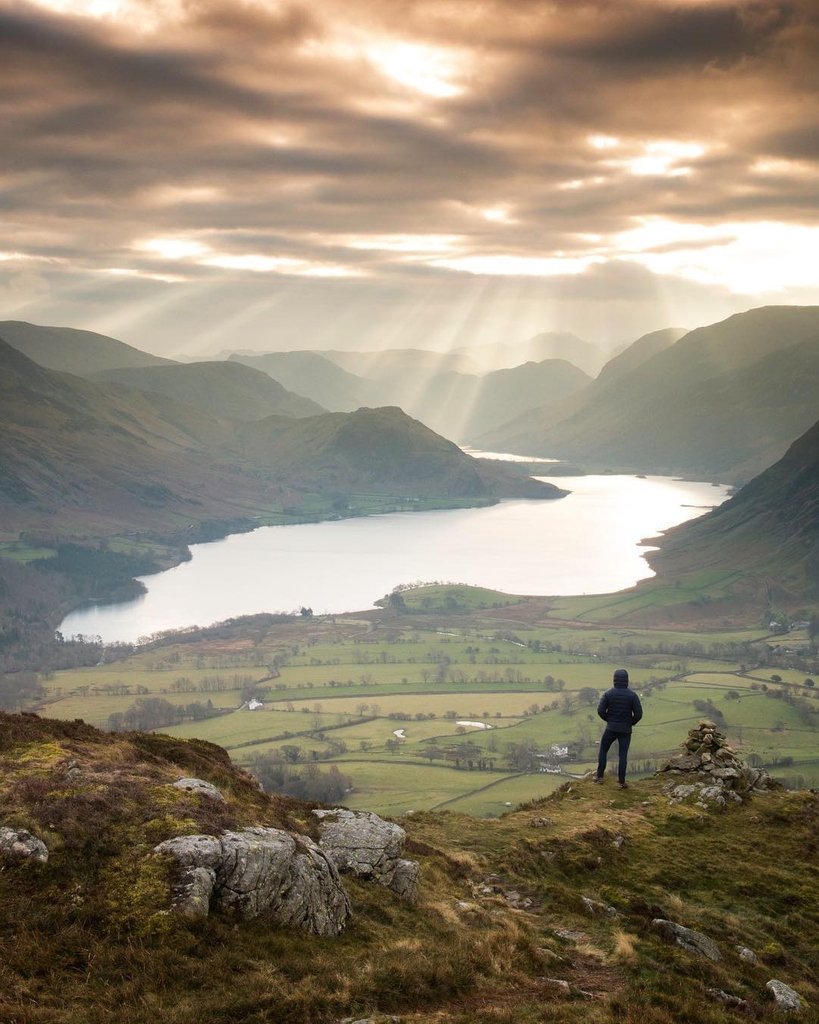 fly_grn's tweet photo. Beautiful views over Crummock Water, Lake District in Cumbria, North West England

@kenny.d.block (Instagram)

#England #UnitedKingdom #Nature #CrummockWater #Lakedistrict #cumbria https://t.co/cv9rEgjOAe