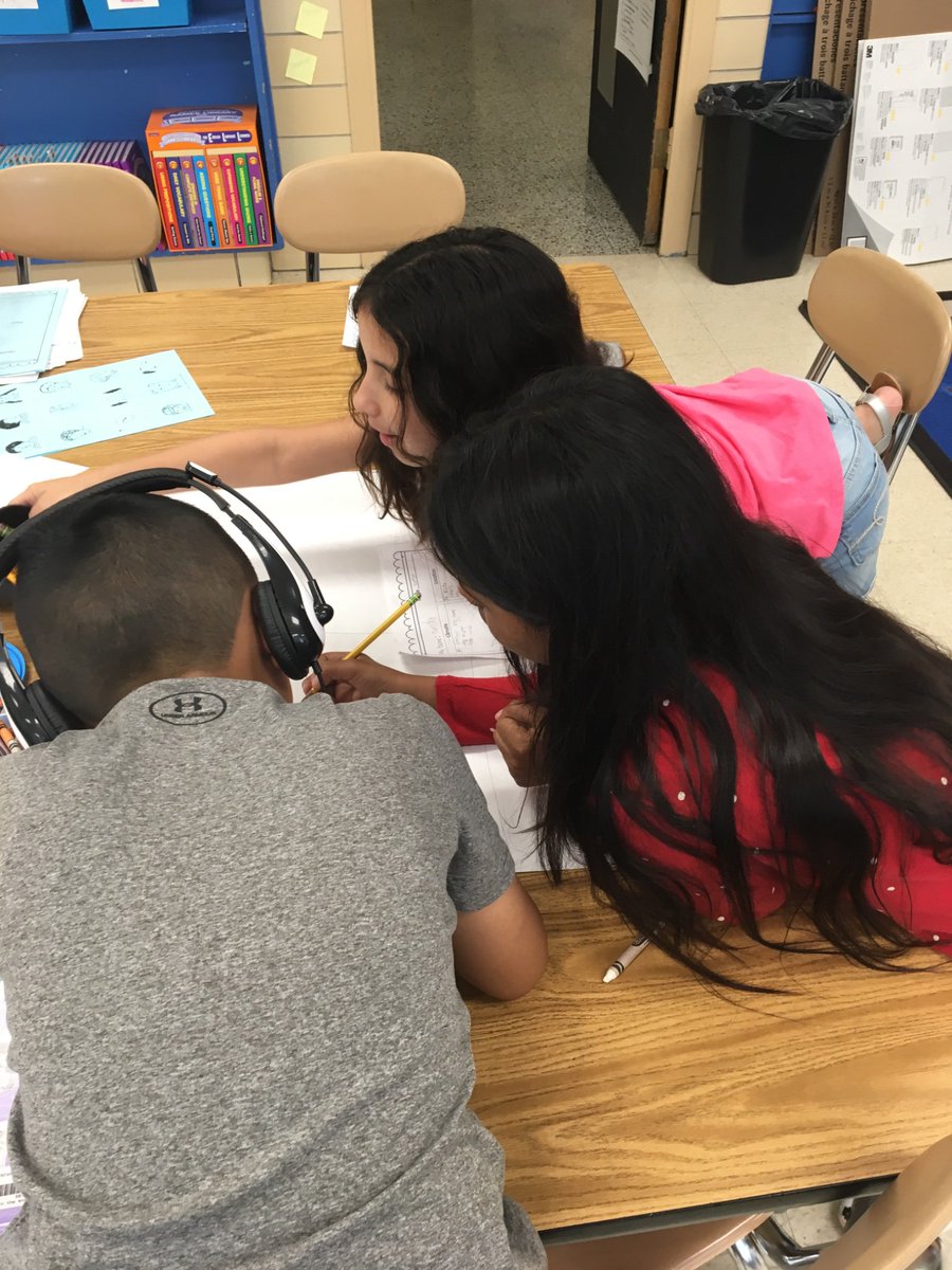 Melissa Schafer tweet media