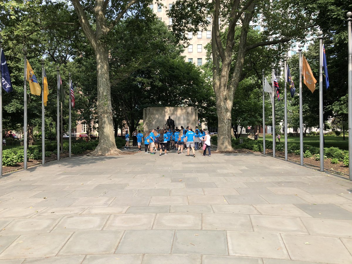 mrs_vanvleet_wb's tweet image. Second stop for Bus #2 - Washington Square #philly #8thgradetrip @WestBrook_Param